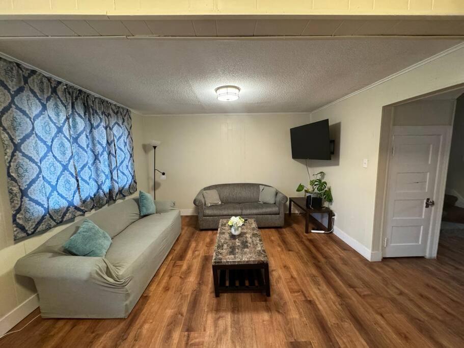 ניאגרה פולס Comforting Getaway-Sleeps 6-Walk To Falls! מראה חיצוני תמונה